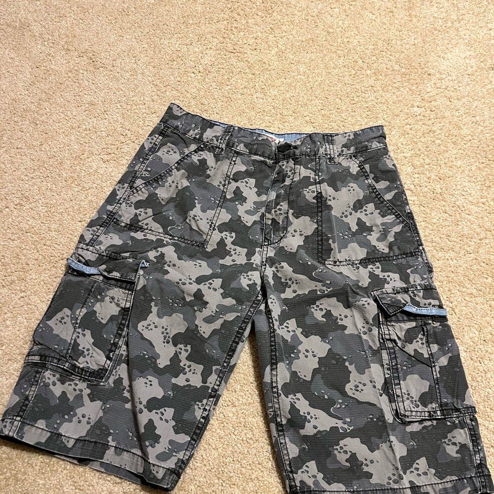 Levi’s Men's Lightweight Cargo Shorts